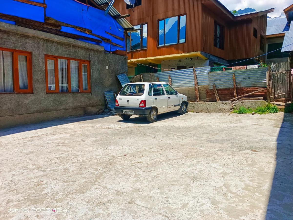 Street Pahalgam
