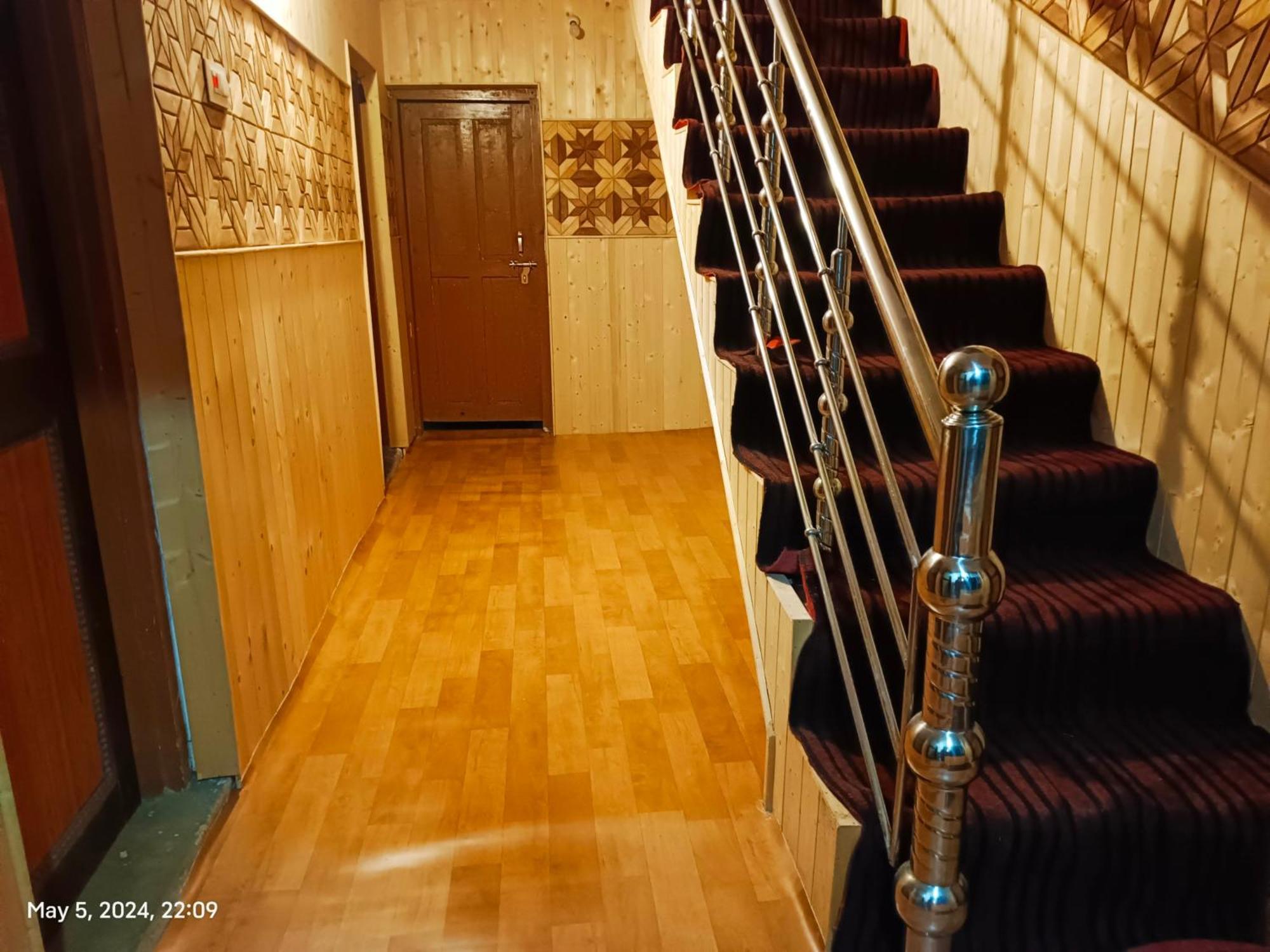 Street Homestay